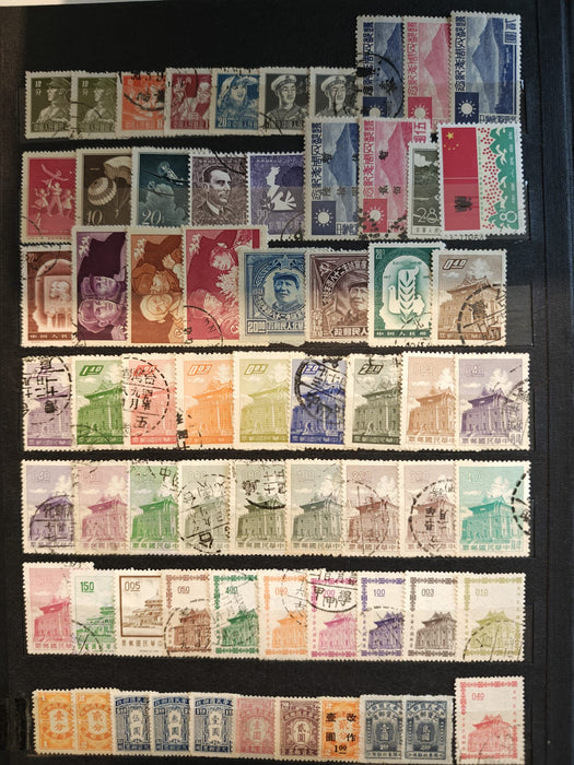 Clasor cu timbre China (aproximativ 1400-1500) cota mare de catalog