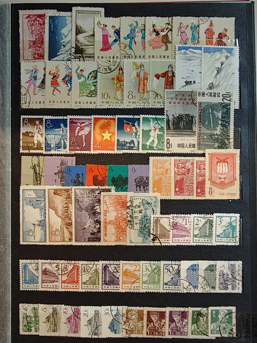 Clasor cu timbre China (aproximativ 1400-1500) cota mare de catalog