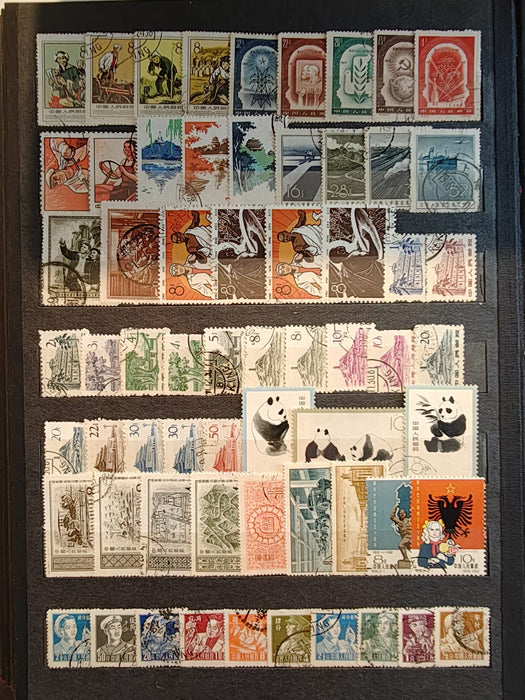 Clasor cu timbre China (aproximativ 1400-1500) cota mare de catalog