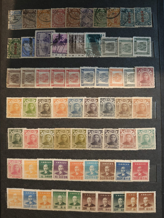 Clasor cu timbre China (aproximativ 1400-1500) cota mare de catalog