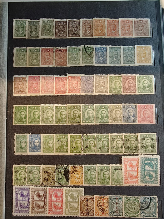 Clasor cu timbre China (aproximativ 1400-1500) cota mare de catalog