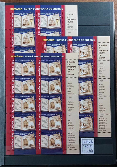 Romania Clasor 64 pagini (inclus) cu timbre romanesti perioada 2004-2012, serii simple si cu vigneta, blocuri, minicoli, doar serii complete. Pret de lista 7.500lei (LP. si pret afisat la fiecare serie) Pret de vanzare sub 50%.