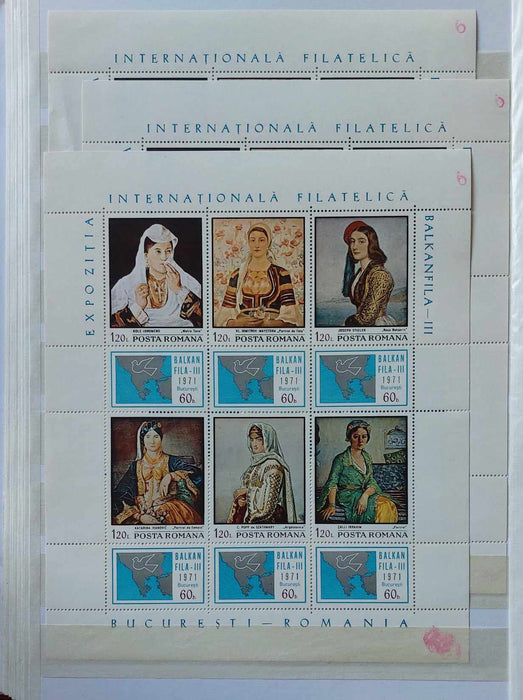 2 Clasoare 48 pagini (incluse) cu timbre romanesti perioada 1965-1975, peste 95% serii complete, simple sau in blocuri de 4