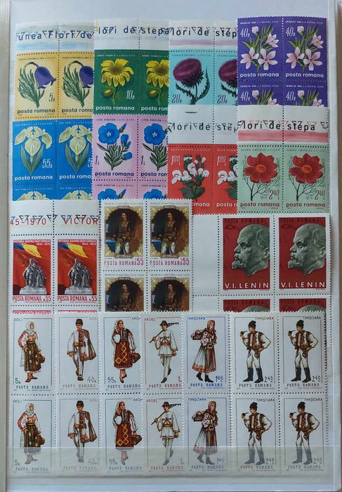 2 Clasoare 48 pagini (incluse) cu timbre romanesti perioada 1965-1975, peste 95% serii complete, simple sau in blocuri de 4