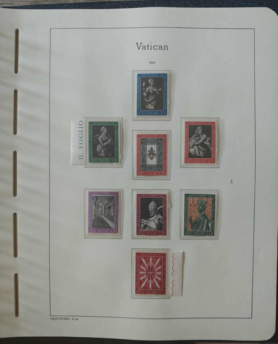Album ilustrat LEUCHTTURM hingless posete transparente colectie VATICAN 1920-1969 aproximativ 80 serii complete