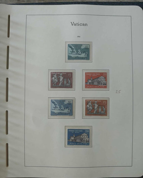 Album ilustrat LEUCHTTURM hingless posete transparente colectie VATICAN 1920-1969 aproximativ 80 serii complete