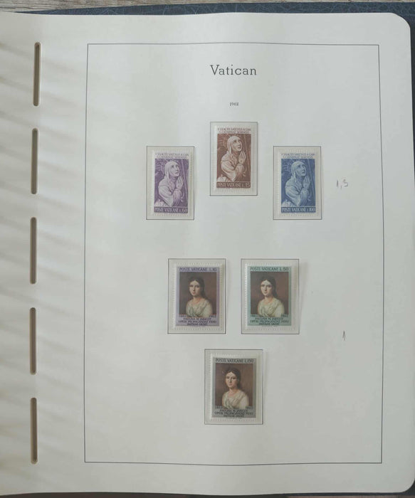 Album ilustrat LEUCHTTURM hingless posete transparente colectie VATICAN 1920-1969 aproximativ 80 serii complete