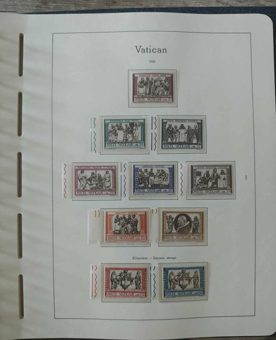 Album ilustrat LEUCHTTURM hingless posete transparente colectie VATICAN 1920-1969 aproximativ 80 serii complete