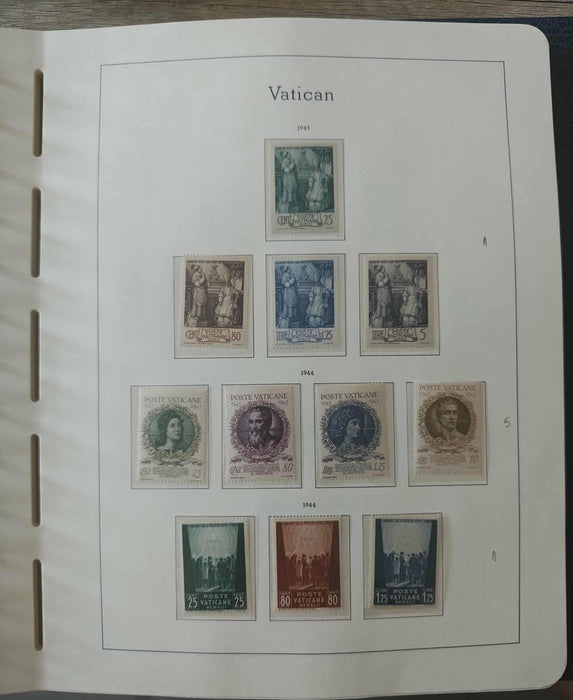 Album ilustrat LEUCHTTURM hingless posete transparente colectie VATICAN 1920-1969 aproximativ 80 serii complete