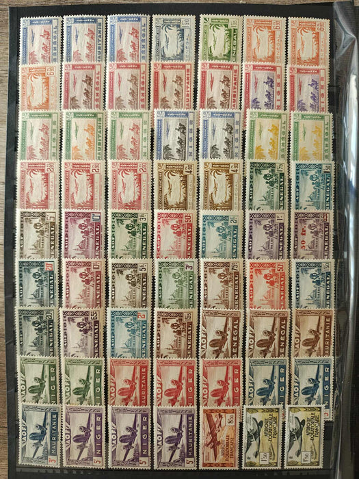 Clasor cu aproximativ 1000 timbre (peste) colonii franceze