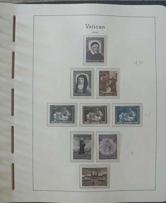 Album ilustrat LEUCHTTURM hingless posete transparente colectie VATICAN 1920-1969 aproximativ 80 serii complete