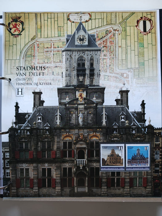 Album/Enciclopedie tematica ARTA, PICTURA, PERSONALITATI, MARINA, NAVIGATIE, VAPOARE, ISTORIE contine 78 pagini ilustrate, cu timbre in posete de plastic. SUPERB!! Albumul are coperti si caseta din piele.