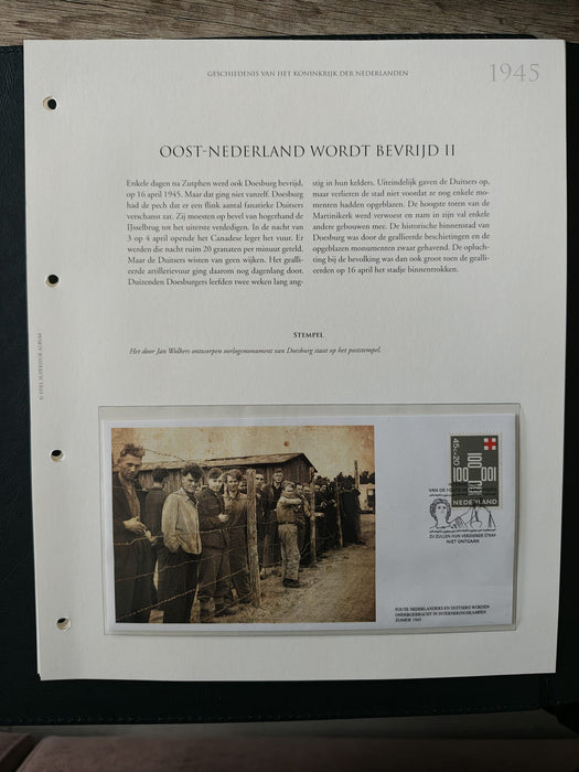 Album/Enciclopedie tematica CRUCEA ROSIE, AL II-lea RAZBOI MONDIAL (WWII), ANIVERSARI, PERSONALITATI contine in jur de 100 plicuri filatelice ilustrate in posete de plastic. Albumul are coperti si caseta din piele.