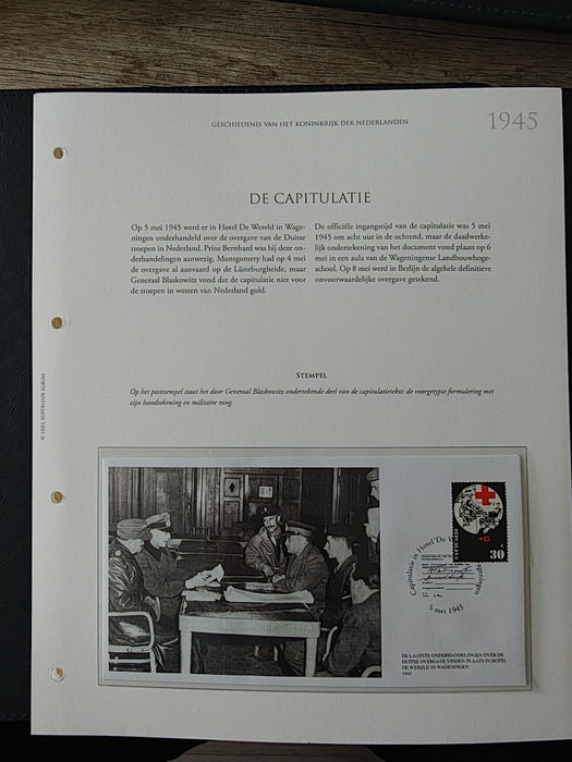 Album/Enciclopedie tematica CRUCEA ROSIE, AL II-lea RAZBOI MONDIAL (WWII), ANIVERSARI, PERSONALITATI contine in jur de 100 plicuri filatelice ilustrate in posete de plastic. Albumul are coperti si caseta din piele.