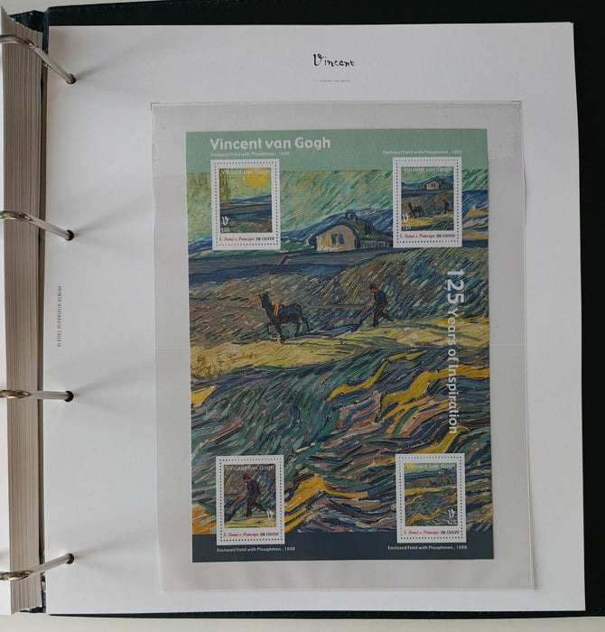 Album/Enciclopedie Vincent Van Gogh tematica ARTA, PICTURA contine 38 blocuri mari ilustratein posete de plastic, cu picturi celebre. SUPERB!! Albumul are coperti si caseta din piele.