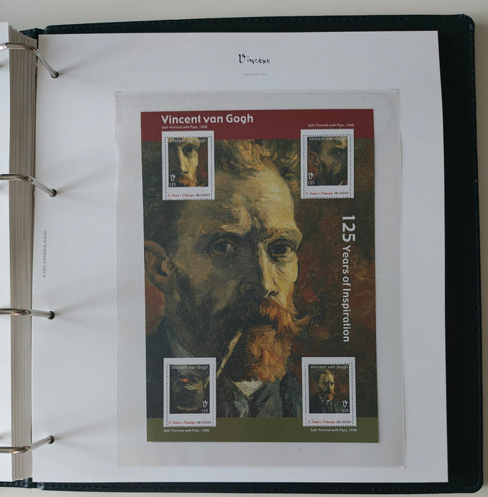 Album/Enciclopedie Vincent Van Gogh tematica ARTA, PICTURA contine 38 blocuri mari ilustratein posete de plastic, cu picturi celebre. SUPERB!! Albumul are coperti si caseta din piele.