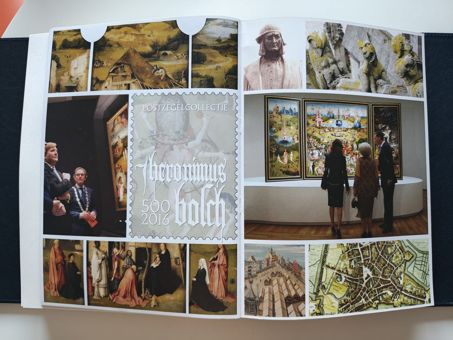 Album/Enciclopedie Hieronymus Bosch tematica ARTA, PICTURA, RELIGIE, EZOTERISM contine aproximativ 100 serii, blocuri ilustrate si maxicarduri in posete de plastic, cu picturi celebre . SUPERB!! Albumul are coperti si caseta din piele.