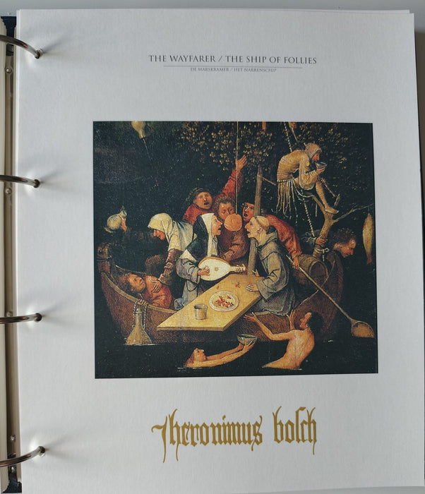 Album/Enciclopedie Hieronymus Bosch tematica ARTA, PICTURA, RELIGIE, EZOTERISM contine aproximativ 100 serii, blocuri ilustrate si maxicarduri in posete de plastic, cu picturi celebre . SUPERB!! Albumul are coperti si caseta din piele.