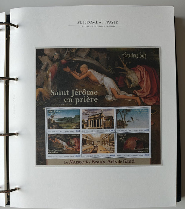 Album/Enciclopedie Hieronymus Bosch tematica ARTA, PICTURA, RELIGIE, EZOTERISM contine aproximativ 100 serii, blocuri ilustrate si maxicarduri in posete de plastic, cu picturi celebre . SUPERB!! Albumul are coperti si caseta din piele.