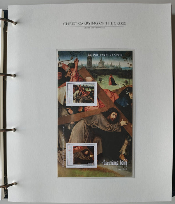 Album/Enciclopedie Hieronymus Bosch tematica ARTA, PICTURA, RELIGIE, EZOTERISM contine aproximativ 100 serii, blocuri ilustrate si maxicarduri in posete de plastic, cu picturi celebre . SUPERB!! Albumul are coperti si caseta din piele.