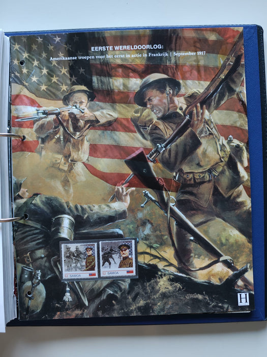 Album/Enciclopedie tematica PRIMUL RAZBOI MONDIAL (WWI), ARTA, PERSONALITATI, MASINI DE LUPTA, ISTORIE contine 62 pagini ilustrate, cu timbre in posete de plastic. SUPERB!! Albumul are coperti si caseta din piele.