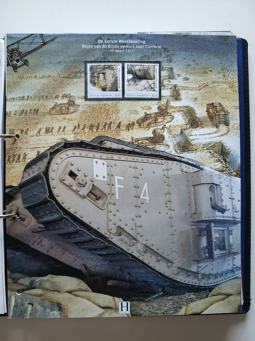 Album/Enciclopedie tematica PRIMUL RAZBOI MONDIAL (WWI), ARTA, PERSONALITATI, MASINI DE LUPTA, ISTORIE contine 62 pagini ilustrate, cu timbre in posete de plastic. SUPERB!! Albumul are coperti si caseta din piele.