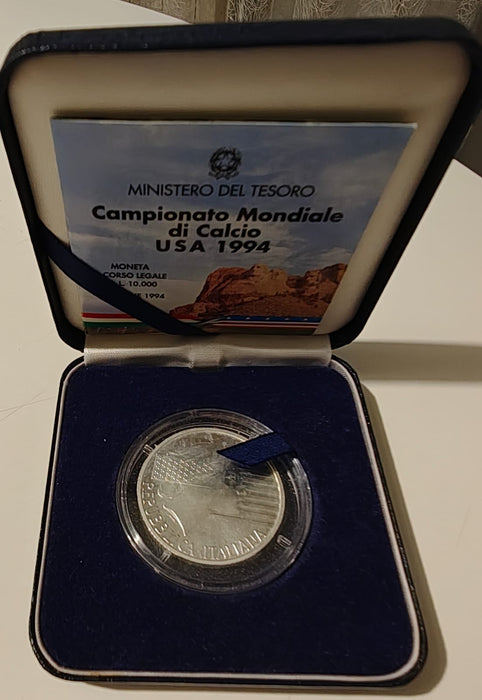 Italia 1994 10000 lire Moneda aniversara FIFA World Cup argint 22g 0,835 (18,37g argint brut) diametru 34mm