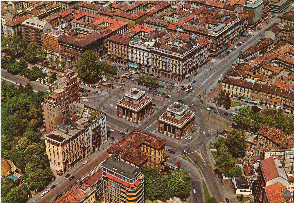 Postcard Italia Milano Porta Venezia (TIP A)